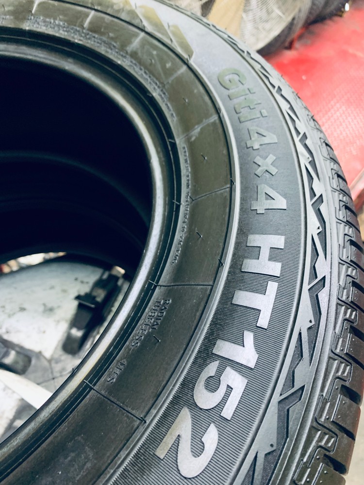 265/60R18 - 2