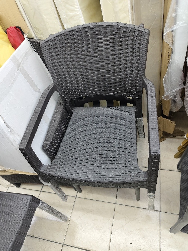 plastic chair - 8