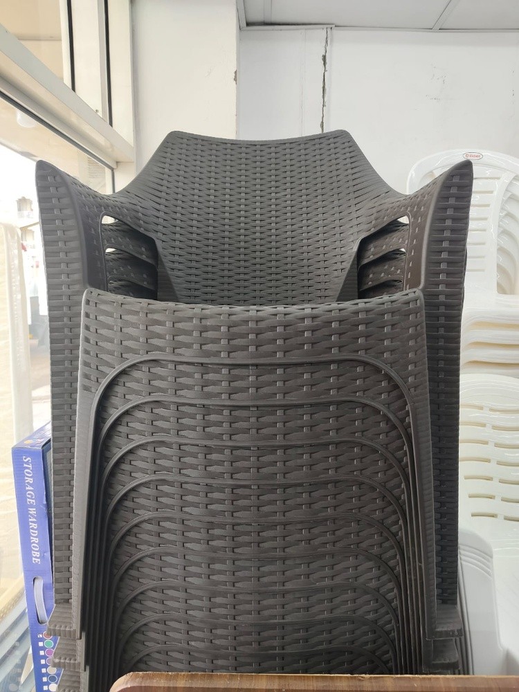 plastic chair - 3