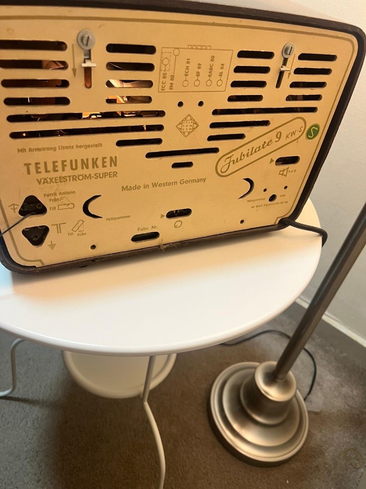 Vintage Telefunken jubilate 9 - 11