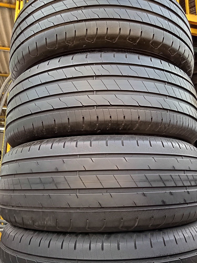 275-60-20,,Goodyear brand - 2