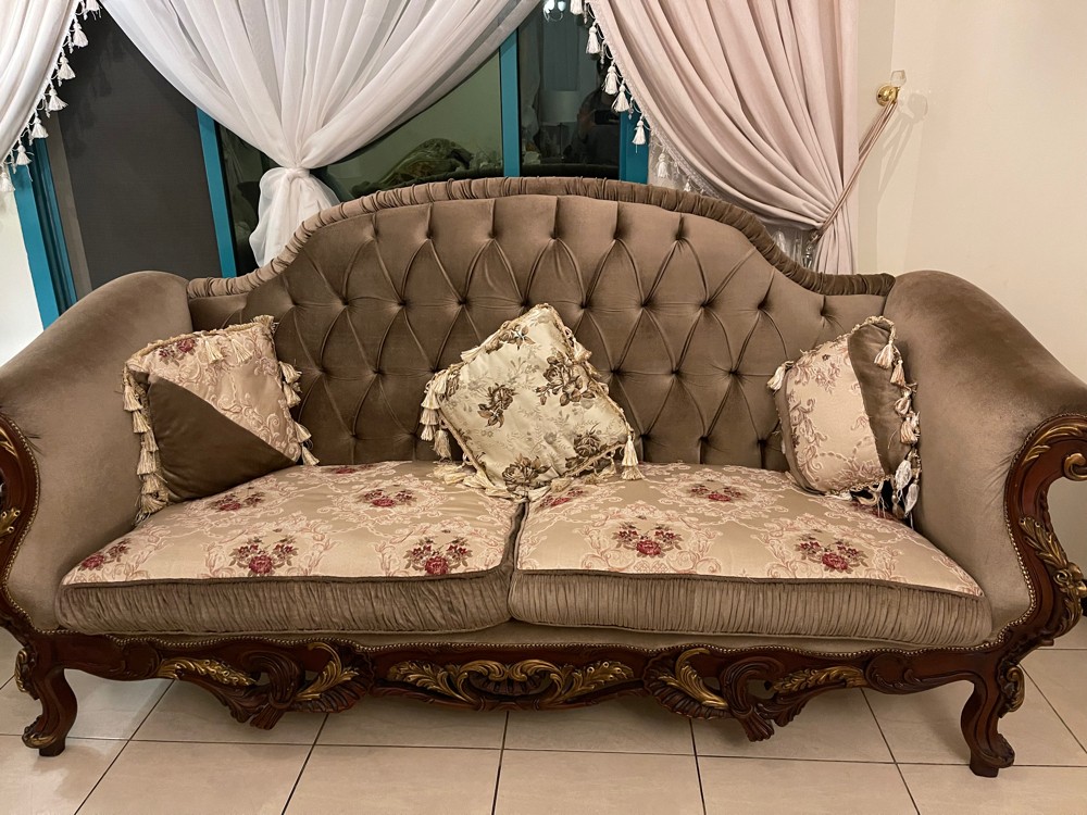 Two sofas+ table - 2
