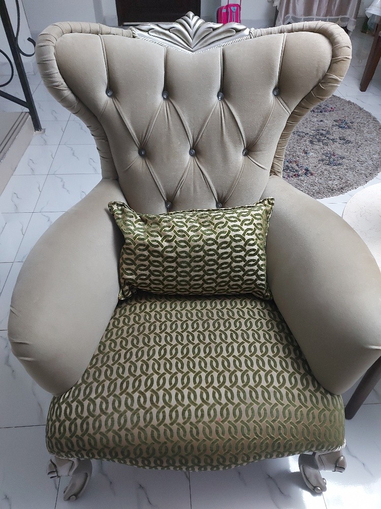 Armchairs and Sofas - 3