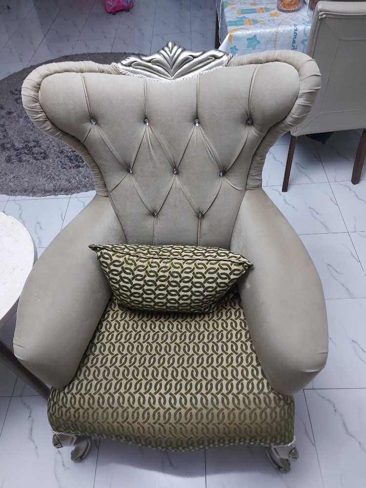 Armchairs and Sofas - 4