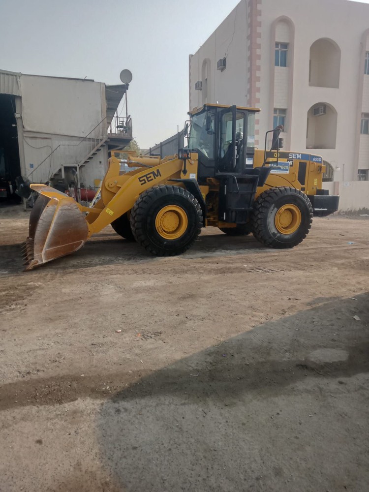 wheel loader for rent - 1