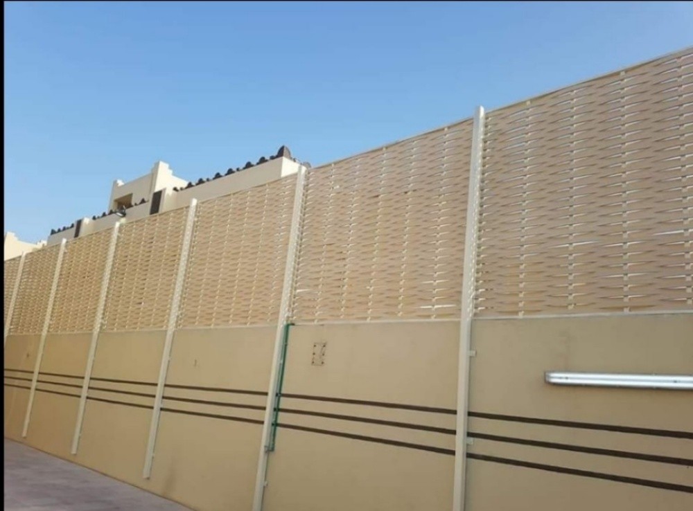 متخصصون في جميع انواع سواتر (يو ب - 6