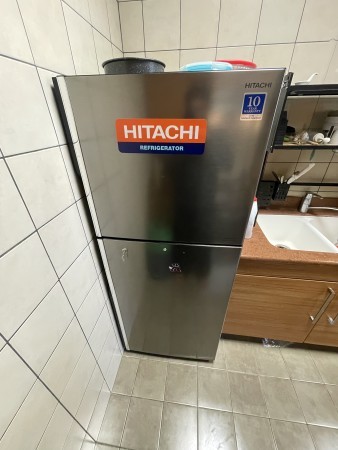 Perfect condition refrigerator - 1