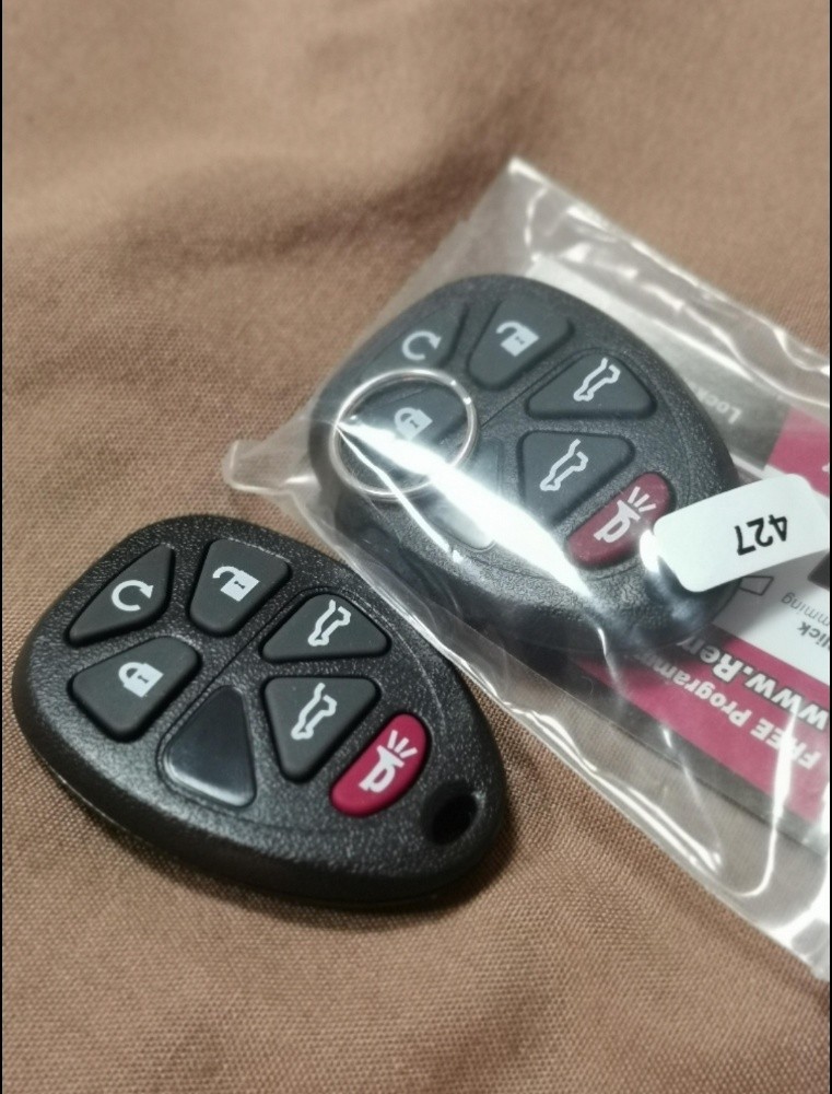 GMC tahoe remote - 1