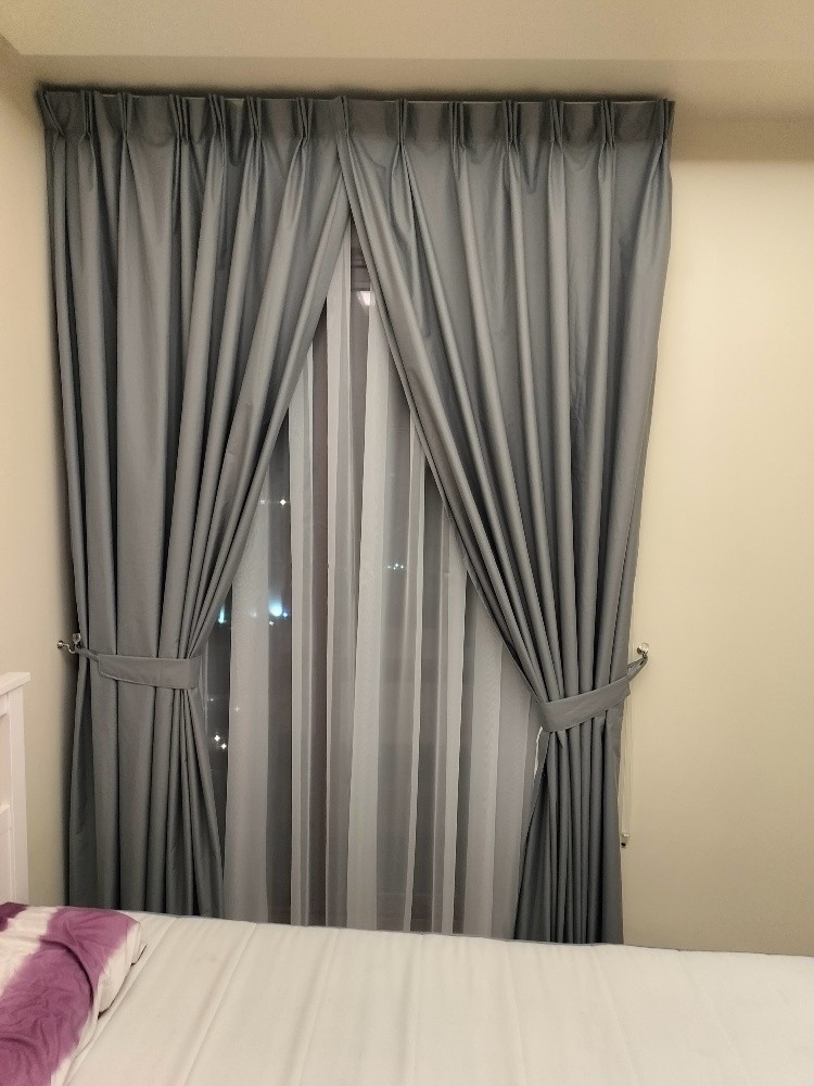 curtains and sofa - 10