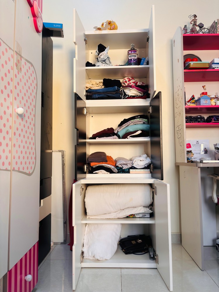 Modern & Functional Used Bedroom - 10