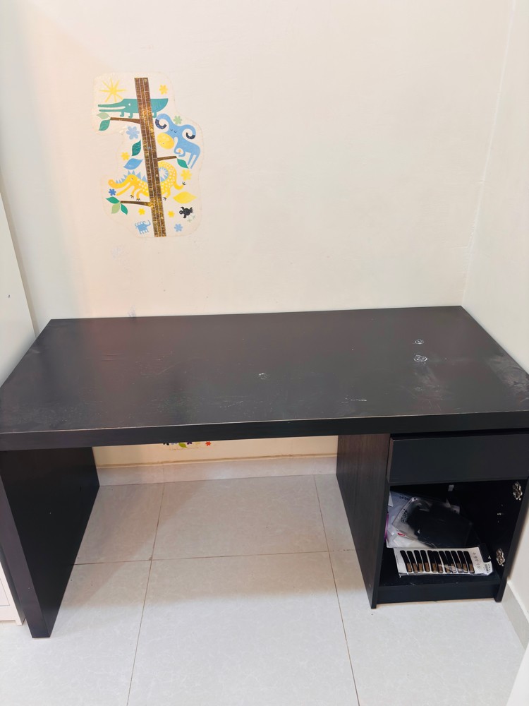 Modern & Functional Used Bedroom - 4
