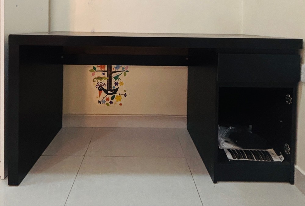 Modern & Functional Used Bedroom - 5