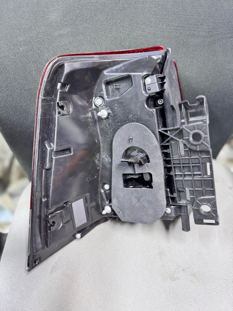 Land Cruiser 2016 Back Lamp - 4