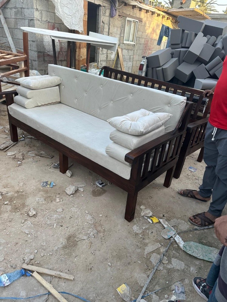 للبيع طولات وكراسي - 3