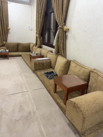 arabic chair with 6 tables - 1