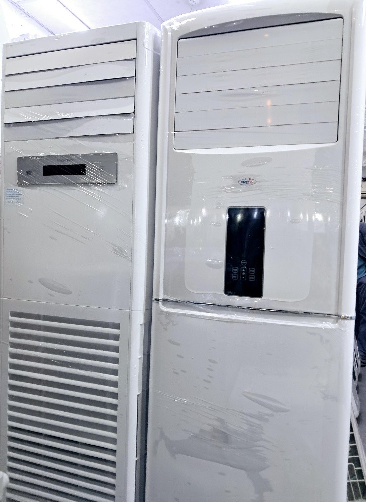 Stand AC Selling. - 1