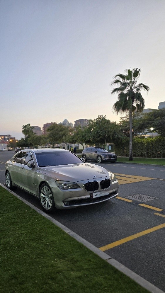 BMW 740Li 2009 / 25k negotiable - 1