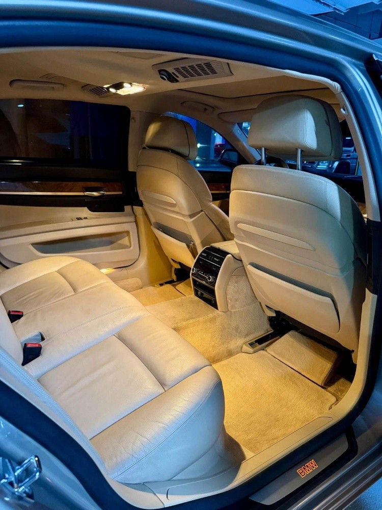 BMW 740Li 2009 / 25k negotiable - 10