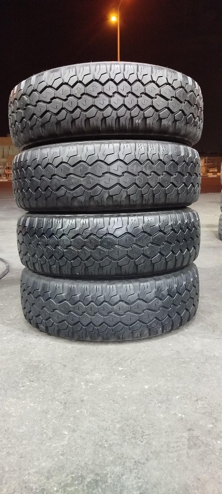 245/75R17.good tyre.dun lop - 2