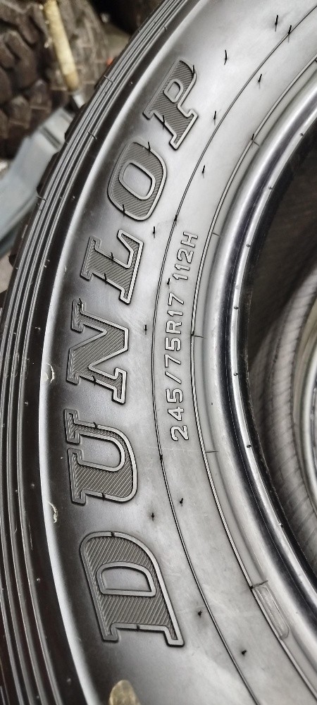 245/75R17.good tyre.dun lop - 4