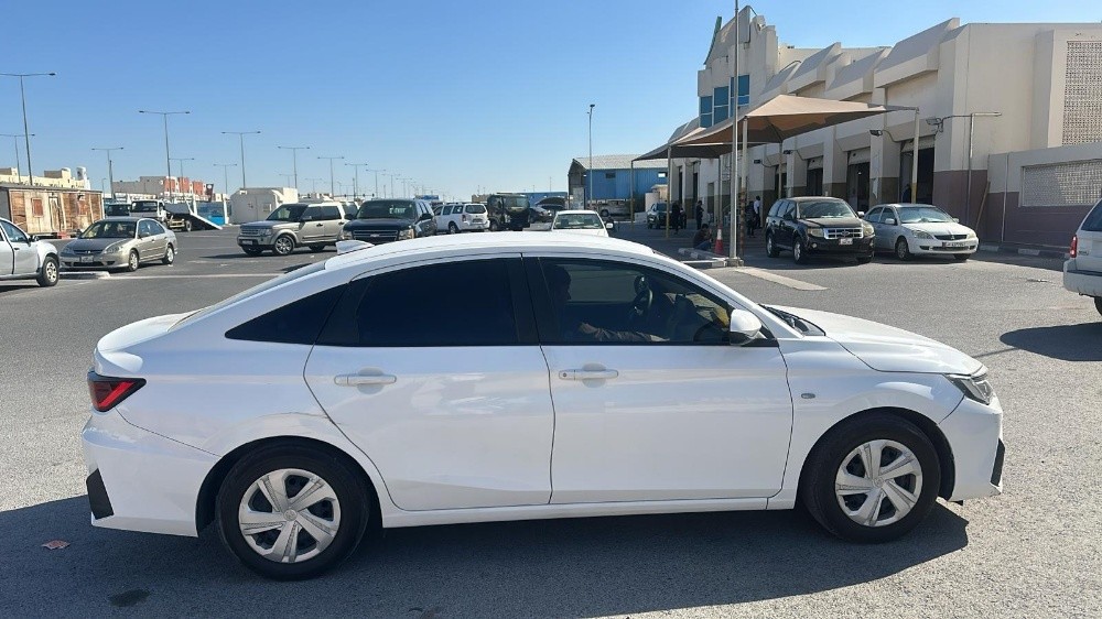 Toyota yaris - 1