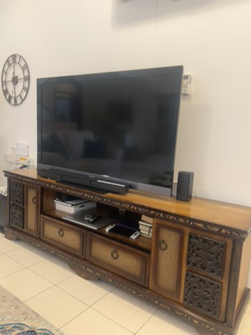 Tv table solid wood & Tv Sony 55 - 1