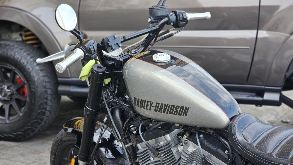 2017 HarleyDavidson Roadster 1200 - 7
