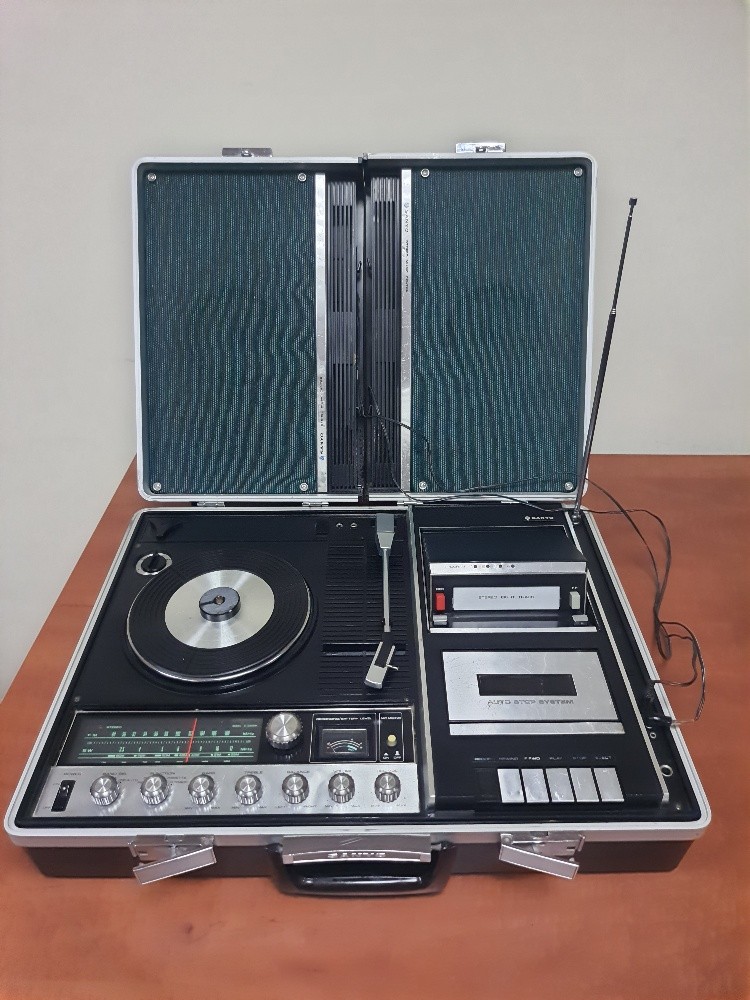 vintage electronics multimedia - 4