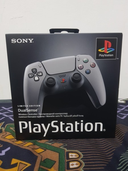 PS5 Controller - 30th Anniversary - 1