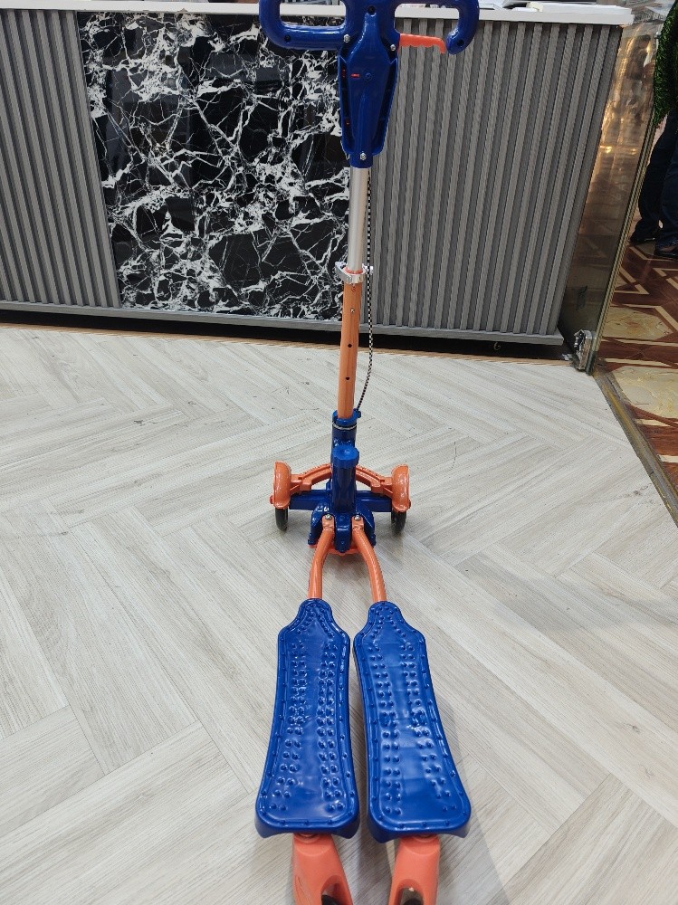 swing scooter drift car - 11