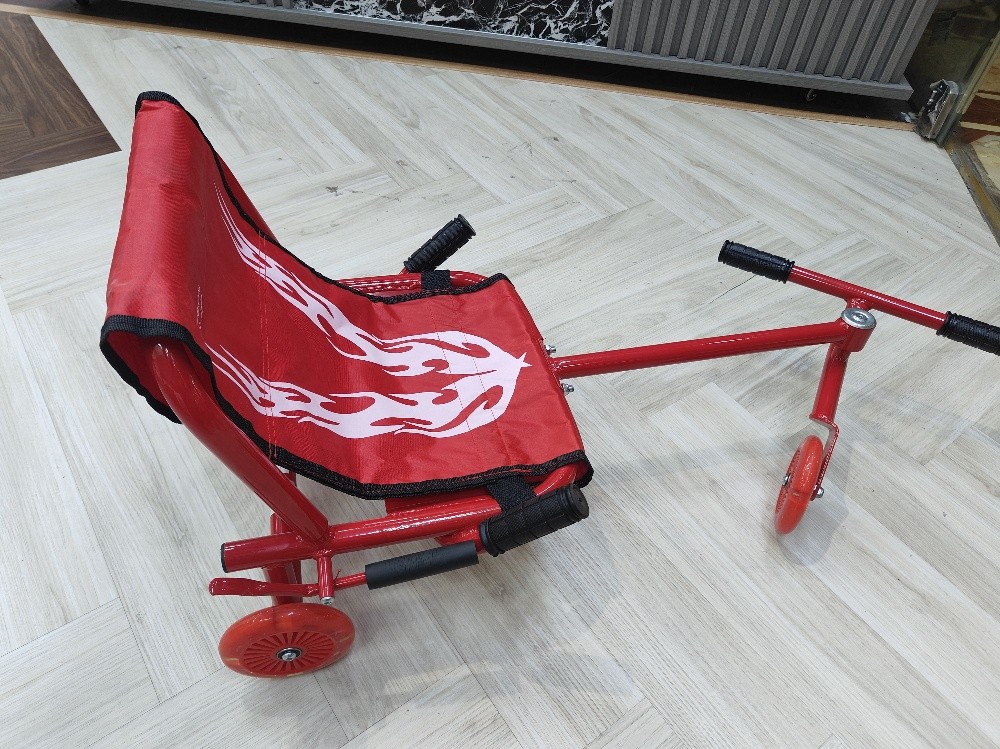 Swinging car drift scooter - 5