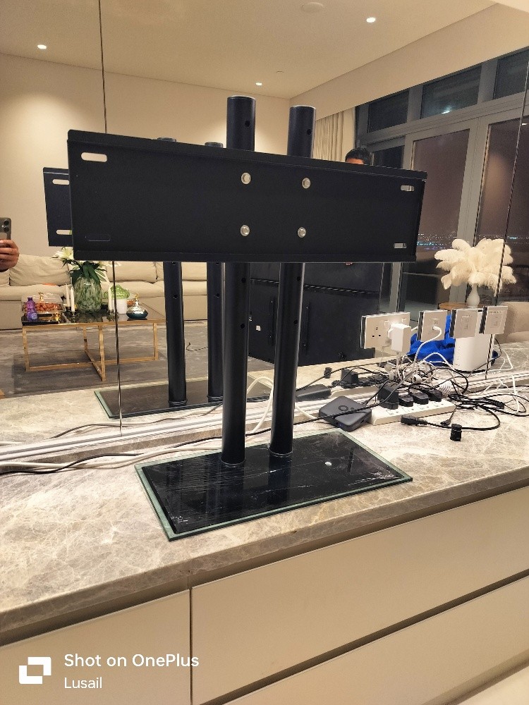 Table stand bracket - 4