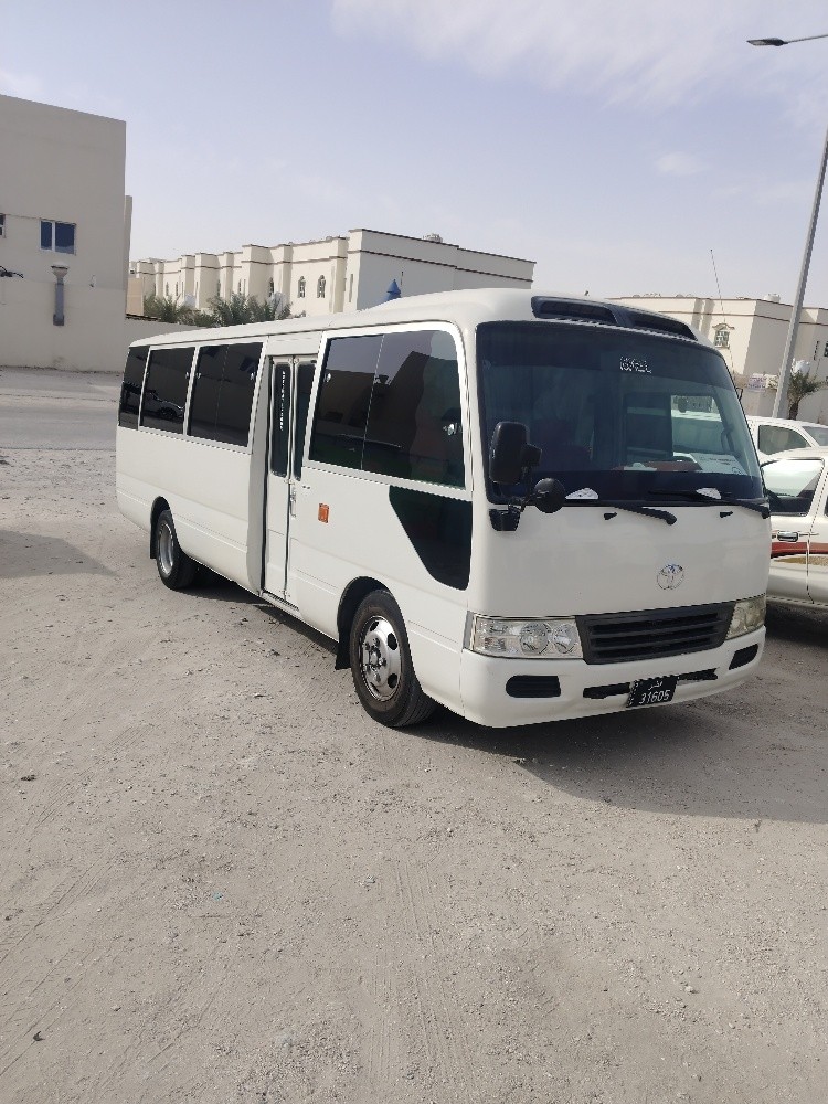 Toyota coustar for rent available - 1
