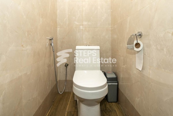Spacious office for Rent - 11