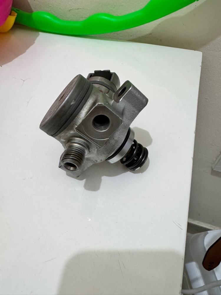 High Pressure Fuel Pump - 8