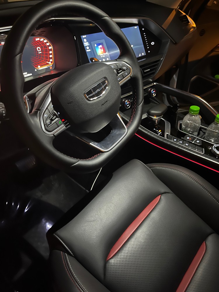 Geely Tugella 2023 - 4