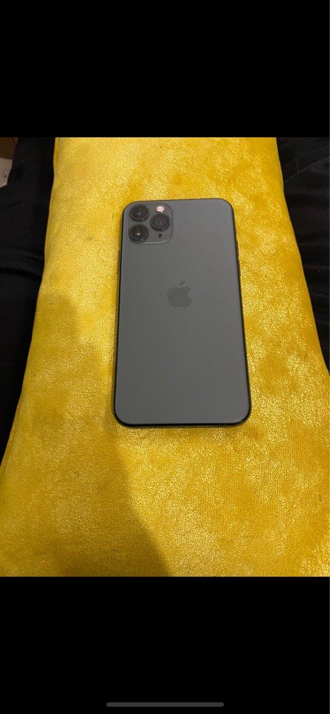 I phone 11 pro - 1