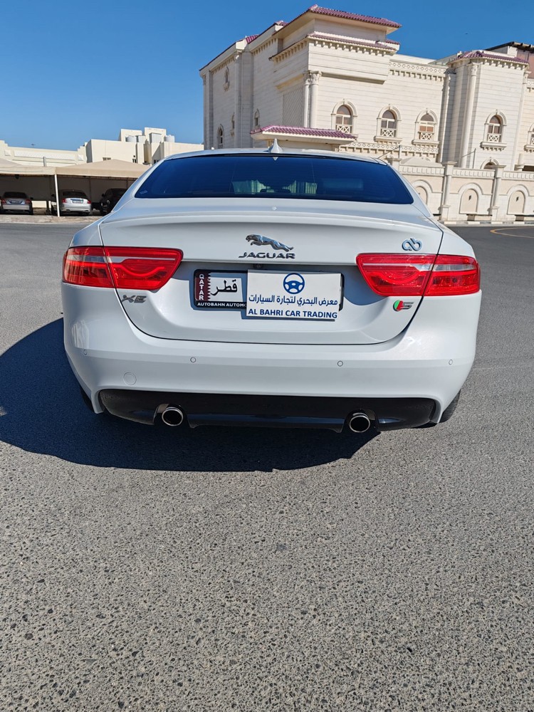 جاكوار اكس اي ٦ سلندر - 5