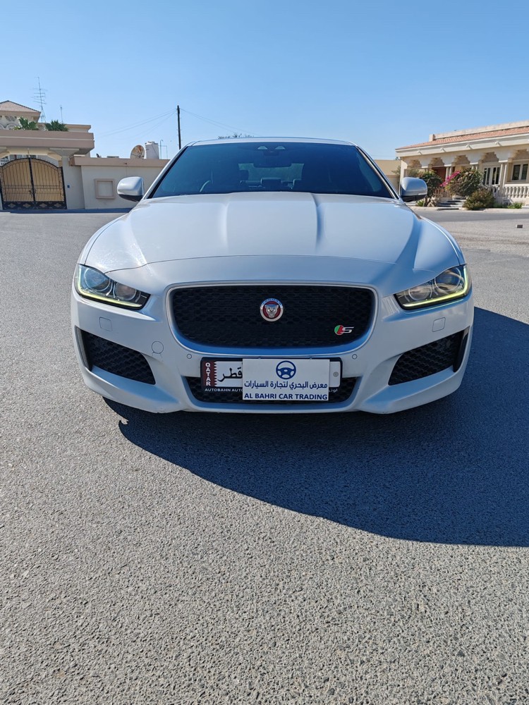 جاكوار اكس اي ٦ سلندر - 9