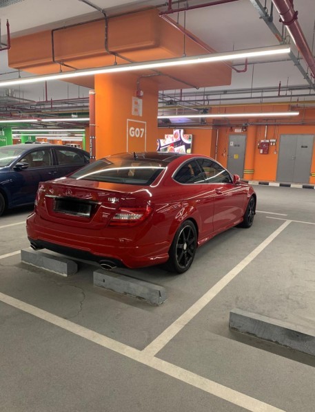 Mercedes Benz C350 Coupe - 2