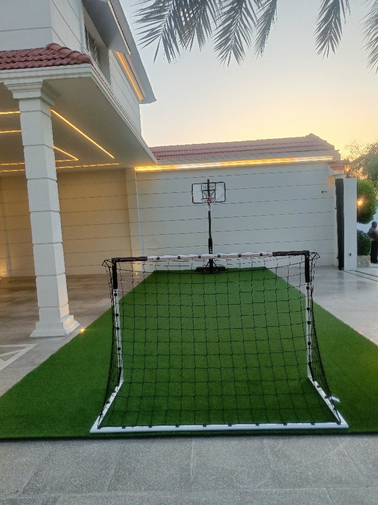 Artificial Grass & Home Decor - 12