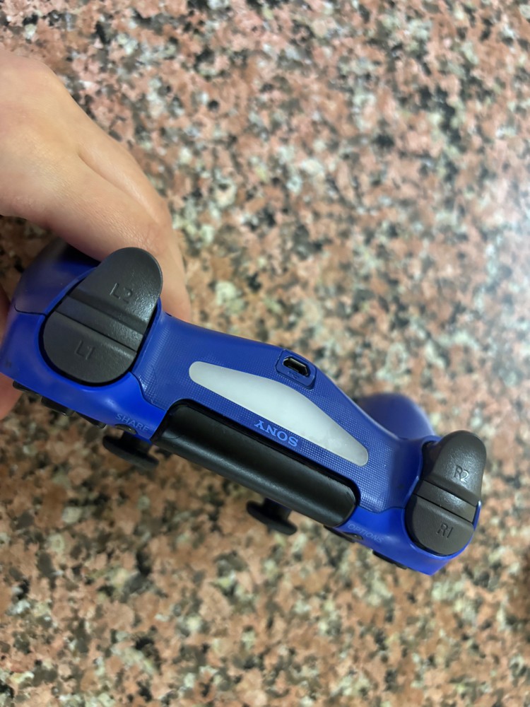 play station controller  - 10