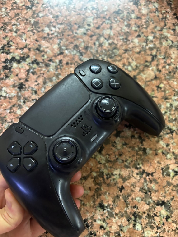 play station controller  - 15