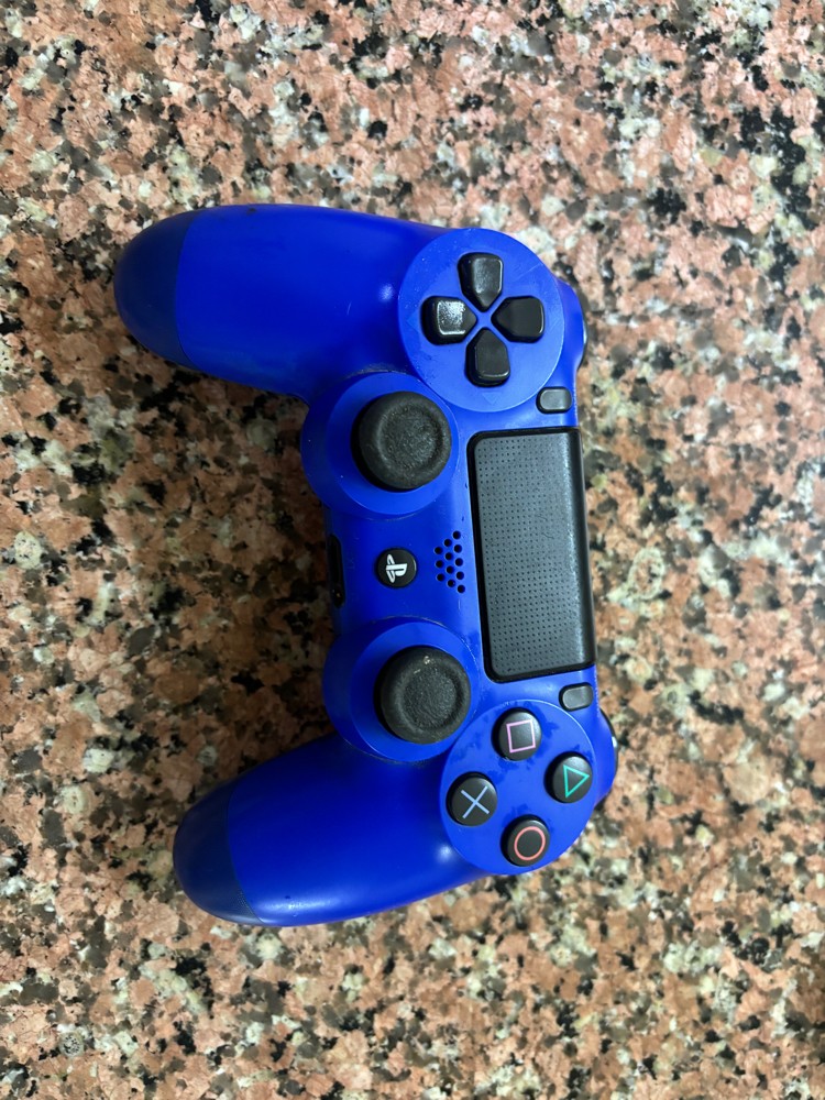 play station controller  - 7
