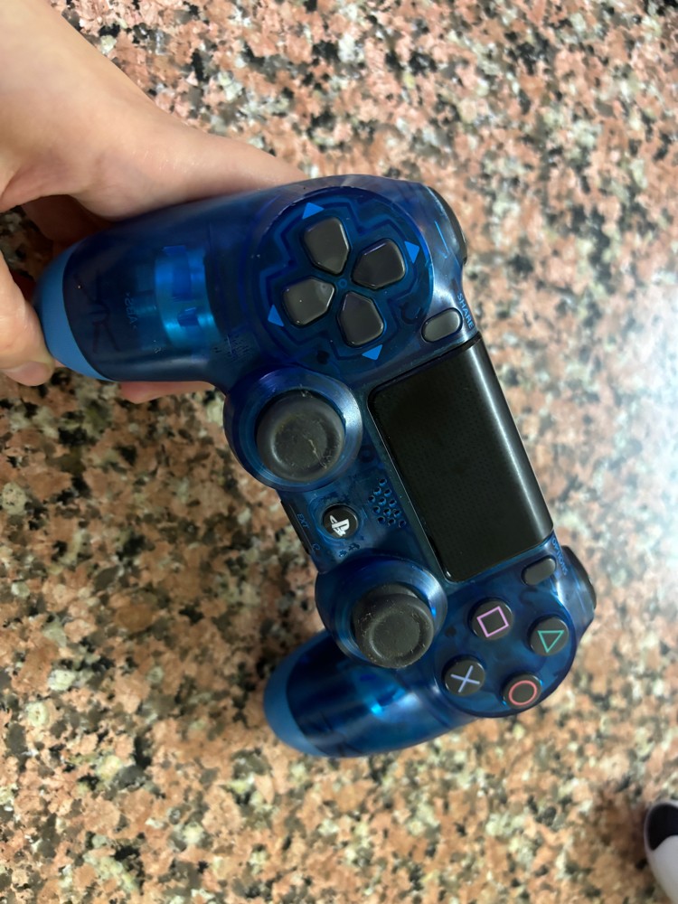 play station controller  - 4