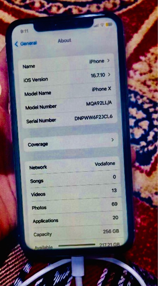 iPhone X 256GB and Battery100 - 6