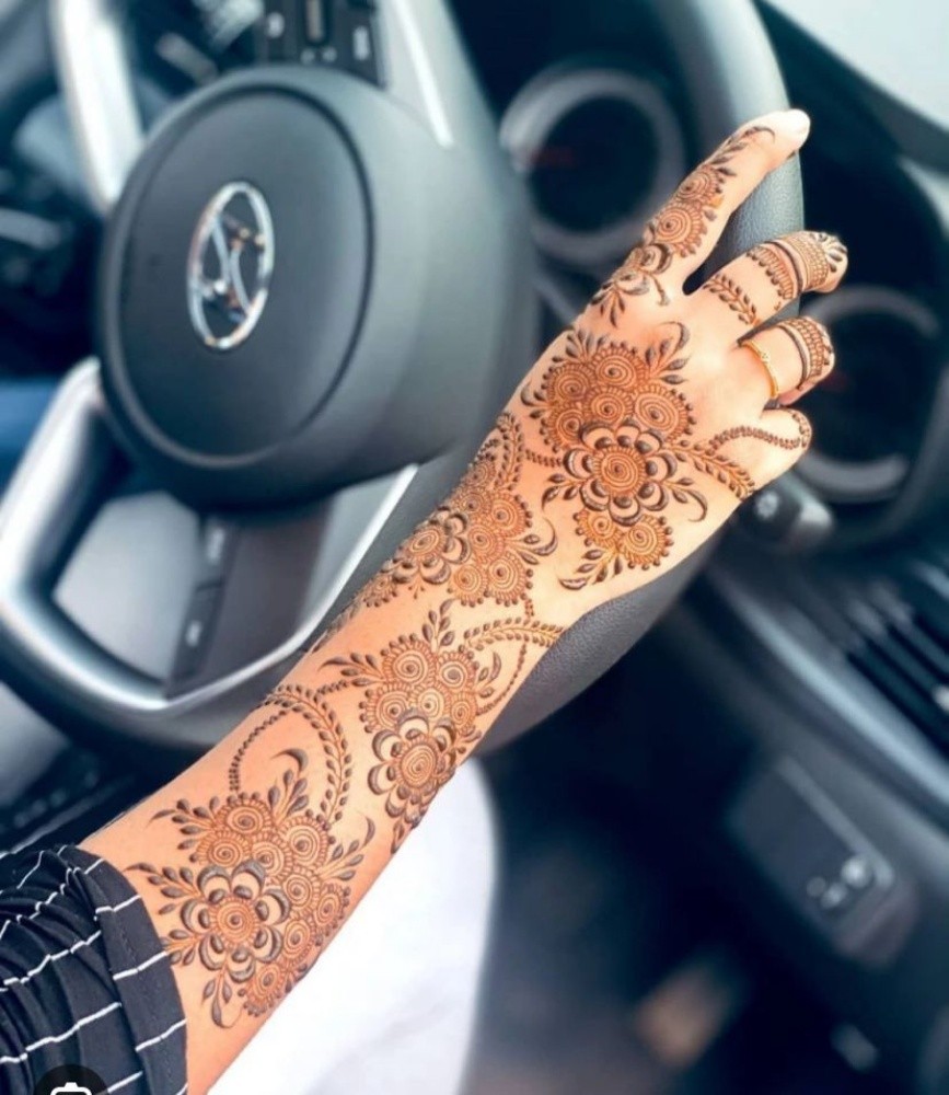 henna services - 9