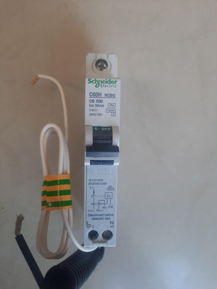 ELCB/RCBO (SCHNEIDER) - 4