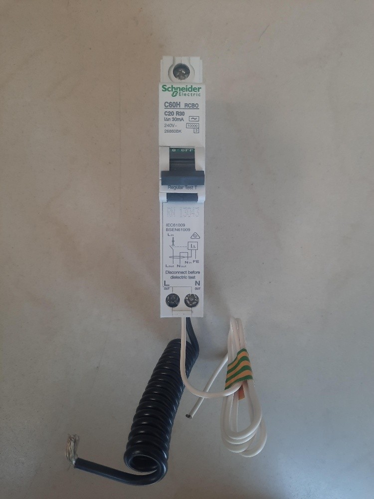 ELCB/RCBO (SCHNEIDER) - 1