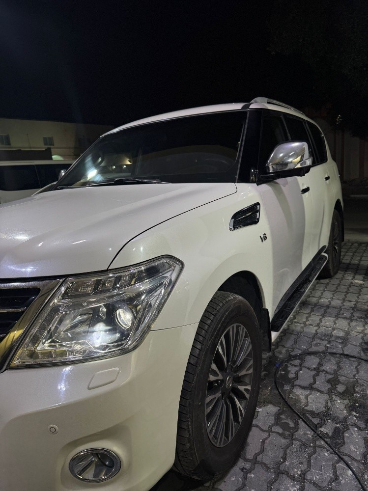 نيسان - 1